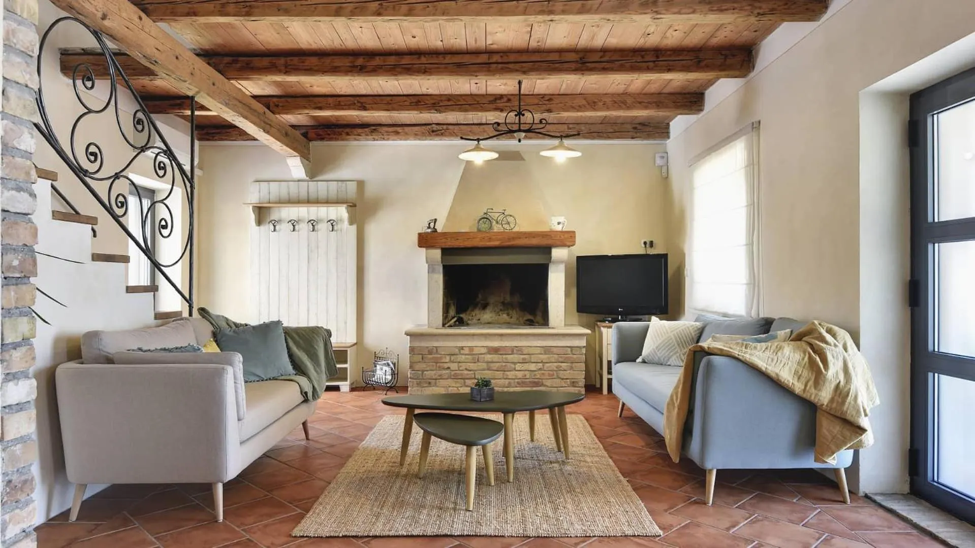 Gorgeous Villa Runka With Private Pool And Wellness Near Pula By Wiibuk Muntić